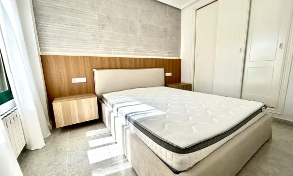 Resale - Apartment - Orihuela Costa - Campoamor R-5