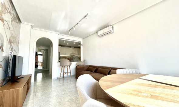 Resale - Apartment - Orihuela Costa - Campoamor R-5