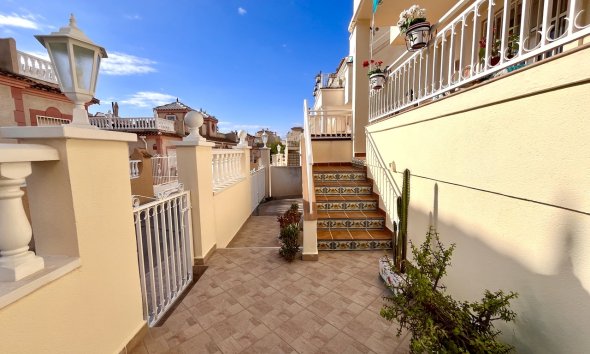 Resale - Apartment - Orihuela Costa - Playa Flamenca