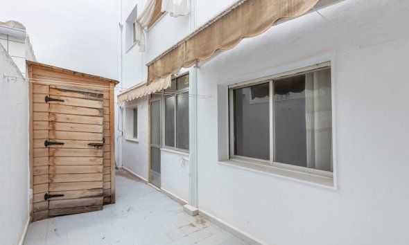 Resale - Apartment - Torrevieja - Habaneras