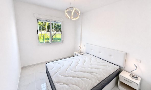 Resale - Apartment - Torrevieja - Parque de las Naciones