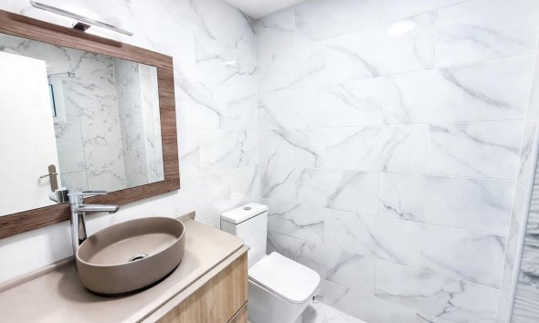 Resale - Apartment - Torrevieja - Parque de las Naciones