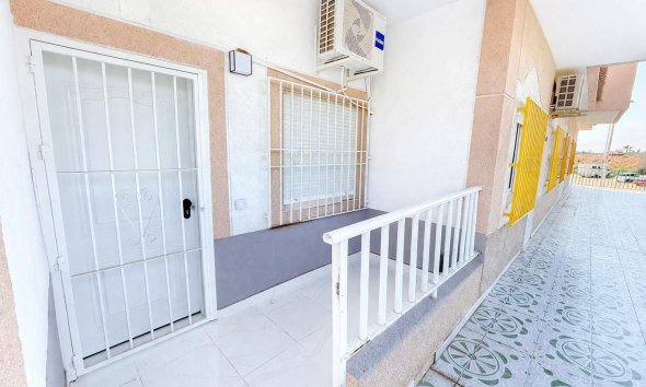Resale - Apartment - Torrevieja - Parque de las Naciones