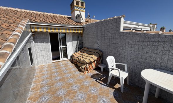 Resale - Bungalow - Orihuela Costa - La Zenia