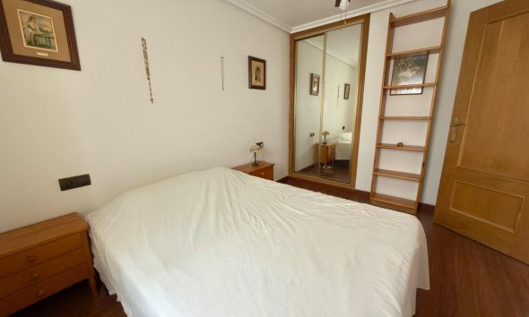 Resale - Apartment - Torrevieja - Parque de las Naciones