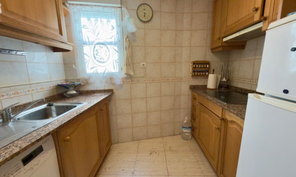 Resale - Apartment - Torrevieja - Parque de las Naciones