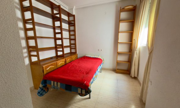 Resale - Apartment - Torrevieja - Parque de las Naciones