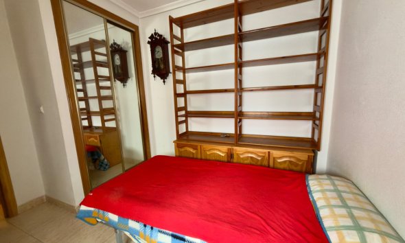 Resale - Apartment - Torrevieja - Parque de las Naciones