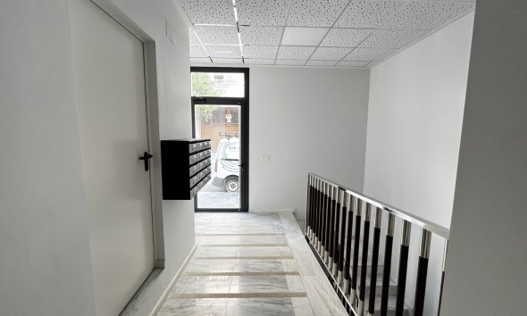 Resale - Apartment - Torrevieja - Playa de El Cura