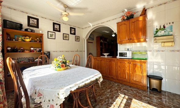 Resale - Terraced house / Townhouse - Orihuela Costa - La Zenia