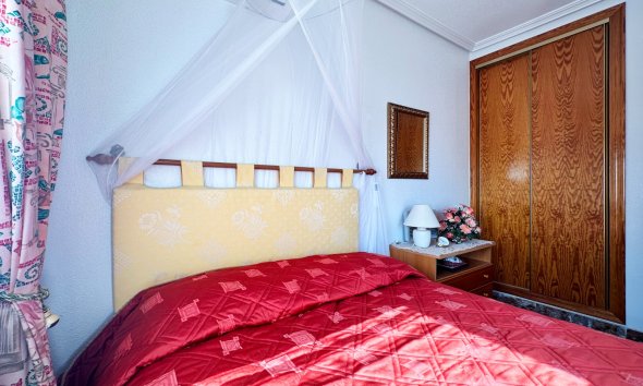 Resale - Terraced house / Townhouse - Orihuela Costa - La Zenia