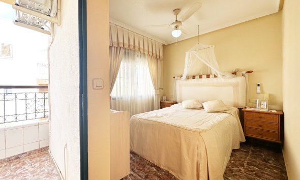 Resale - Terraced house / Townhouse - Orihuela Costa - La Zenia