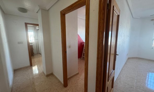 Resale - Apartment - Torrevieja - La Mata