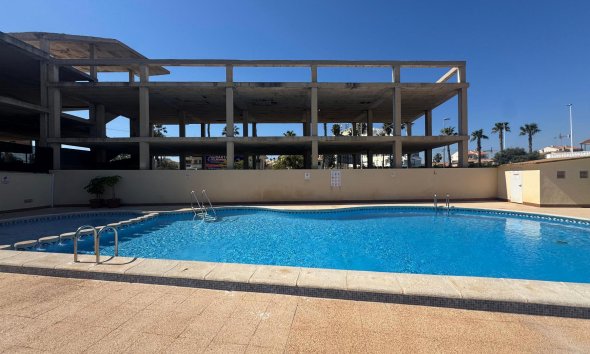 Resale - Apartment - Torrevieja - La Mata