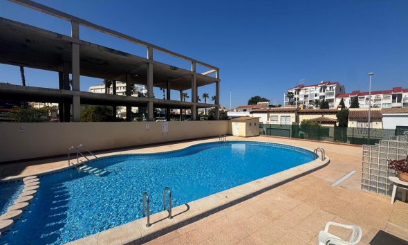 Resale - Apartment - Torrevieja - La Mata
