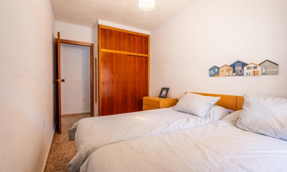 Resale - Apartment - Torrevieja - playa de los naufragos