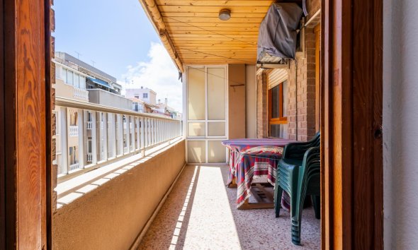 Resale - Apartment - Torrevieja - playa de los naufragos