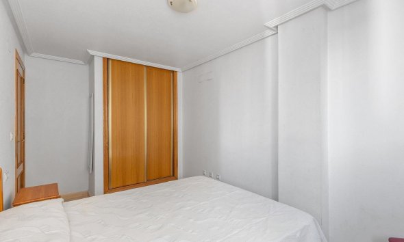 Resale - Apartment - Torrevieja - Centro