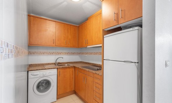 Resale - Apartment - Torrevieja - Centro