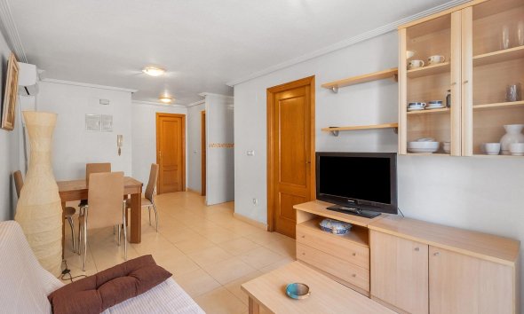 Resale - Apartment - Torrevieja - Centro