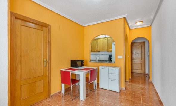 Resale - Apartment - Torrevieja - torrevieja