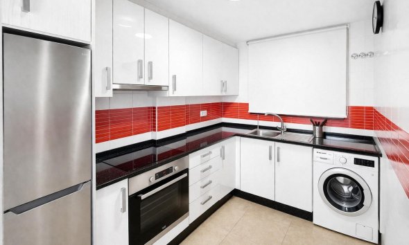 Resale - Terraced house / Townhouse - Torrevieja - Aguas Nuevas