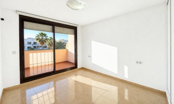 Resale - Terraced house / Townhouse - Torrevieja - Aguas Nuevas