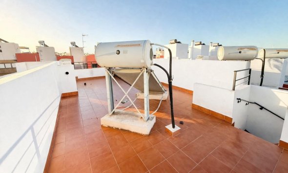Resale - Terraced house / Townhouse - Torrevieja - Aguas Nuevas
