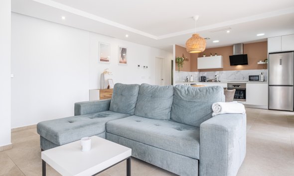 Resale - Terraced house / Townhouse - Orihuela - Vistabella