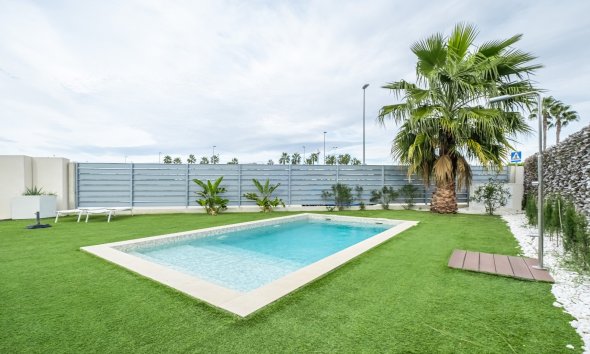 Resale - Terraced house / Townhouse - Orihuela - Vistabella