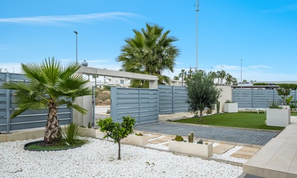 Resale - Terraced house / Townhouse - Orihuela - Vistabella