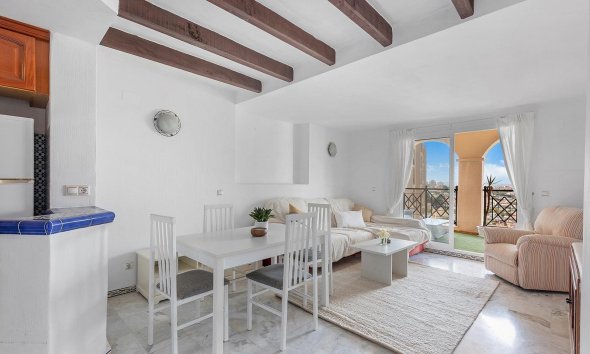 Resale - Apartment - Torrevieja - Aldea del mar