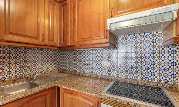 Resale - Apartment - Torrevieja - Aldea del mar