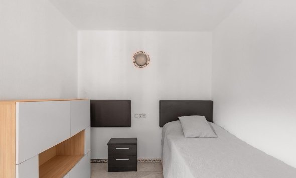 Resale - Apartment - Torrevieja - Aldea del mar