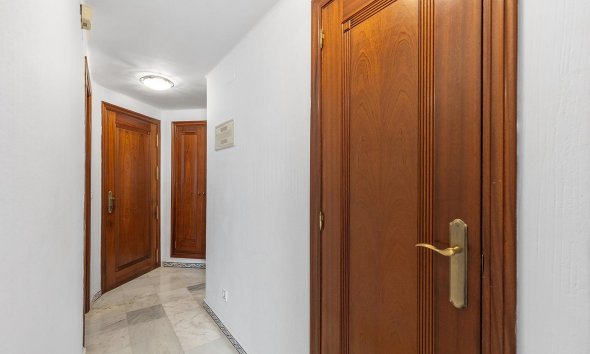 Resale - Apartment - Torrevieja - Aldea del mar
