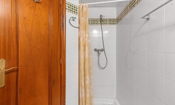 Resale - Apartment - Torrevieja - Aldea del mar