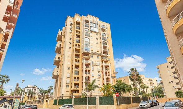 Resale - Apartment - Torrevieja - Aldea del mar