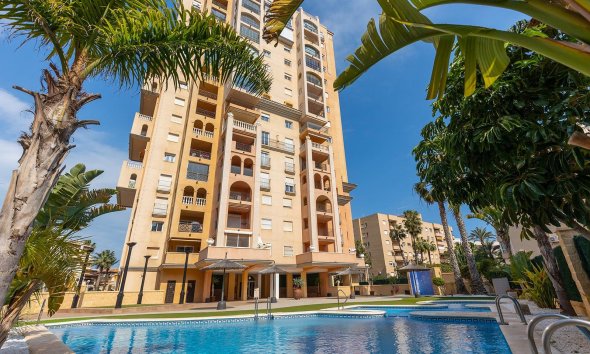 Resale - Apartment - Torrevieja - Aldea del mar