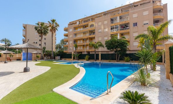 Resale - Apartment - Torrevieja - Aldea del mar
