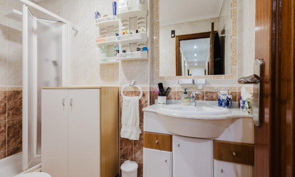 Resale - Apartment - Torrevieja - Playa del Acequión