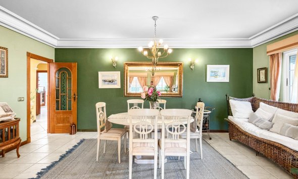 Resale - Villa - Torrevieja - Torrelamata - La Mata