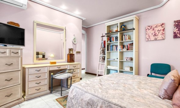 Resale - Villa - Torrevieja - Torrelamata - La Mata