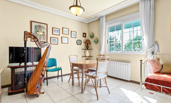 Resale - Villa - Torrevieja - Torrelamata - La Mata