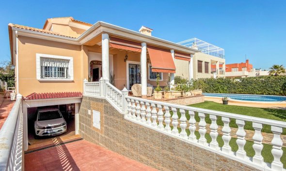 Resale - Villa - Torrevieja - Torrelamata - La Mata