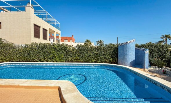 Resale - Villa - Torrevieja - Torrelamata - La Mata