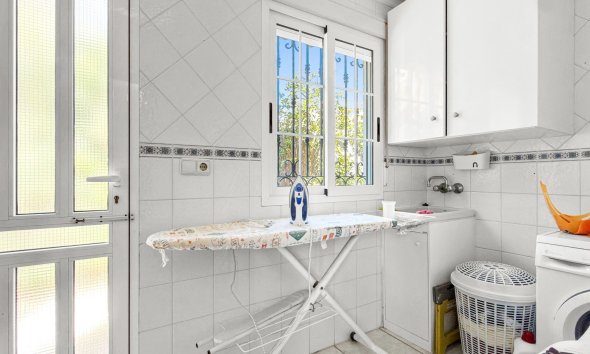 Resale - Villa - Torrevieja - Torrelamata - La Mata