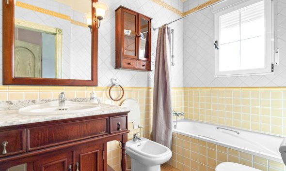 Resale - Villa - Torrevieja - Torrelamata - La Mata