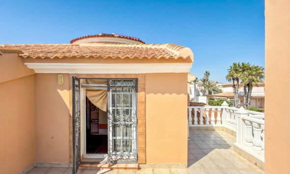 Resale - Villa - Torrevieja - Torrelamata - La Mata