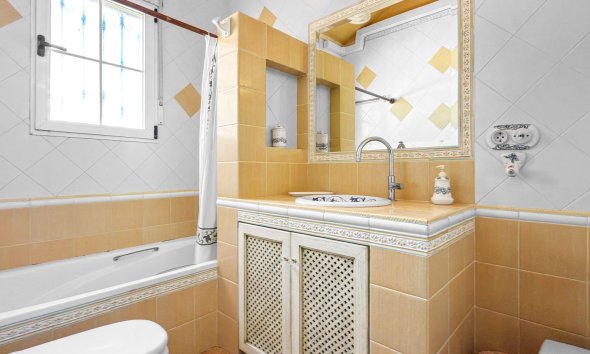 Resale - Villa - Torrevieja - Torrelamata - La Mata