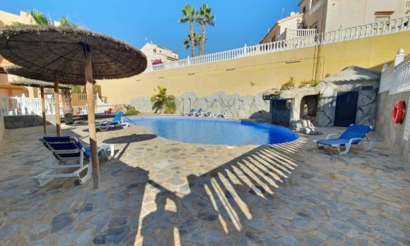 Resale - Apartment - Orihuela Costa - Villamartín-Las Filipinas